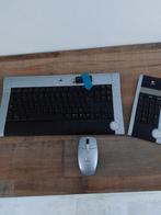 Toetsenbord draadloos Logitech inclusief muis keypad en usb, Computers en Software, Toetsenborden, Toetsenbord en muis-set, Ophalen of Verzenden