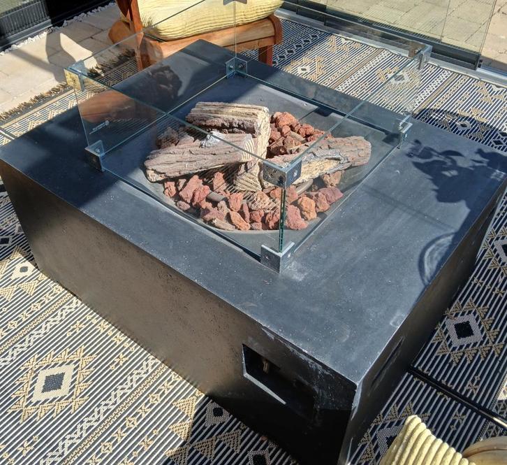 buitengashaard, Tuin en Terras, Vuurtafels, Zo goed als nieuw, Ophalen