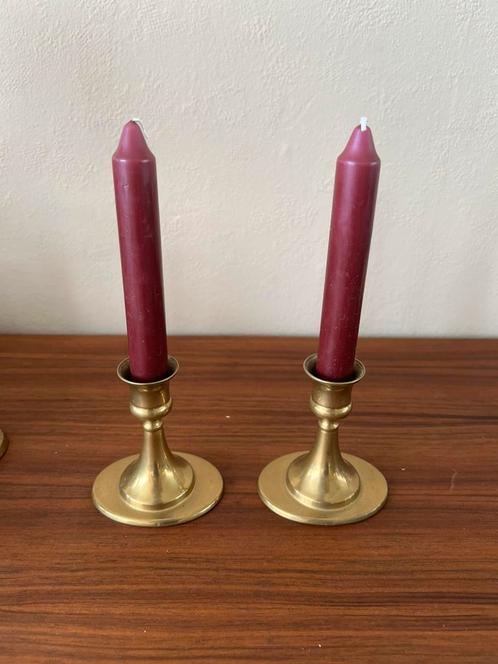 Set van 2 vintage messing kandelaars ovale voet frans design, Huis en Inrichting, Woonaccessoires | Kandelaars en Kaarsen, Minder dan 25 cm