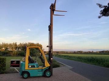 Nissan drie delig freelif side shift (bj 2002) beschikbaar voor biedingen