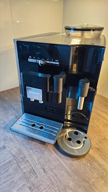 Siemens EQ7 plus koffiemachine  beschikbaar voor biedingen