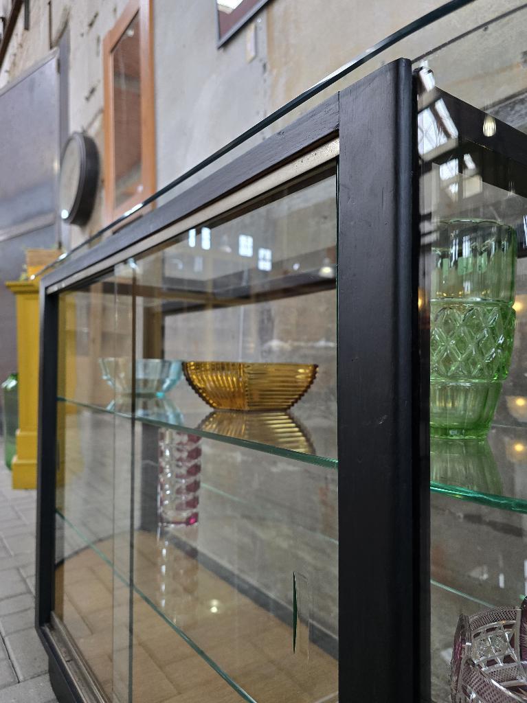 Jaren 60 Vintage Vitrine Kast | Dressoir & Toonbank Zwart, Antiek Retro Vintage Brocante Landelijk, 150 tot 200 cm, Ophalen of Verzenden