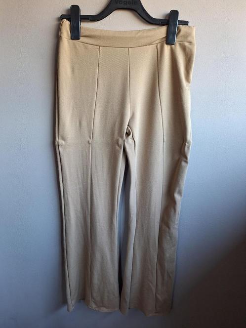 Lichtbruine flared stretch tregging, maat XL/XXL, Kleding | Dames, Broeken en Pantalons, Zo goed als nieuw, Maat 46/48 (XL) of groter