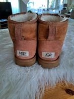 UGG Bruine Laarzen - Maat 41, Kleding | Dames, Schoenen, UGG, Bruin, Lage of Enkellaarzen, Ophalen of Verzenden