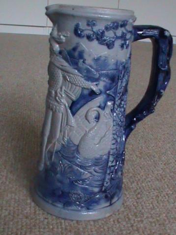 Prachtige antieke Duitse aardewerk wijnkan beschikbaar voor biedingen