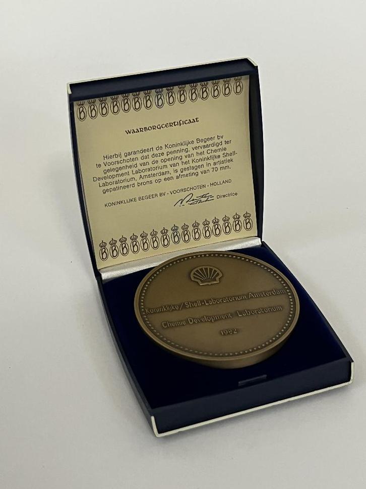 penning opening Shell chemie laboratorium Amsterdam in 1982, Postzegels en Munten, Penningen en Medailles, Brons, Nederland, Ophalen