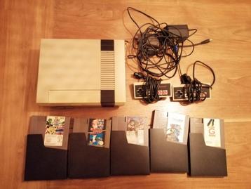 Nintendo Nes console met 5 games beschikbaar voor biedingen