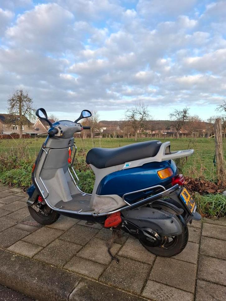 Skipper 172cc, Fietsen en Brommers, Scooters | Piaggio, Zo goed als nieuw, Zip, Tweetakt, Ophalen