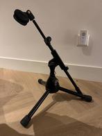 Konig & Meyer microfoon standaard (laag / tafelmodel), Ophalen of Verzenden, Gebruikt, Muziekstandaard, Microfoon