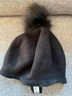 Jill dames  muts met pompom, Ophalen of Verzenden, Zo goed als nieuw, Maat 38/40 (M), Muts