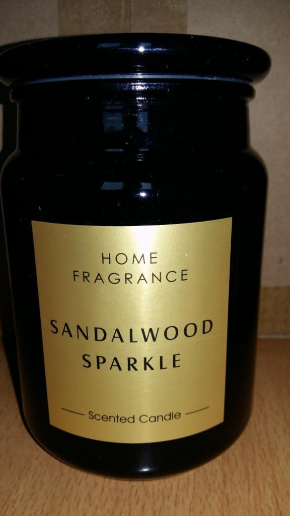 nieuwe kaarsen in sterke glazen pot, Sandalwood Sparkle, Huis en Inrichting, Woonaccessoires | Kandelaars en Kaarsen, Nieuw, Kaars