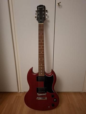 Epiphone Power Player SG cherry Red beschikbaar voor biedingen