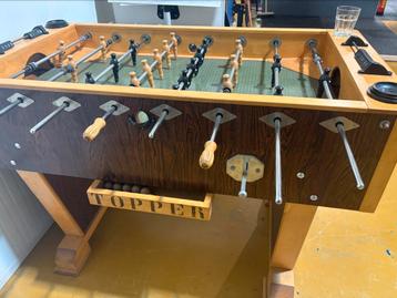 Topper tafelvoetbal spel goede staat beschikbaar voor biedingen
