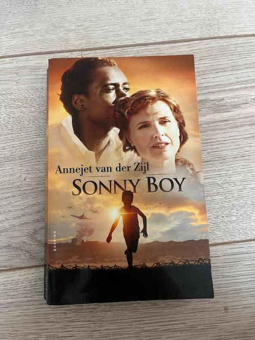Annejet van der Zijl - Sonny Boy, Boeken, Literatuur, Zo goed als nieuw, Ophalen of Verzenden