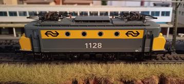 Märklin H0 Elektrische locomotief serie 1100 van NS. analoog beschikbaar voor biedingen