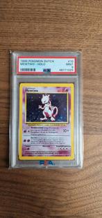 PSA 9 Base 1999 Mewtwo Dutch NL, Low pop 15!!, Ophalen of Verzenden, Zo goed als nieuw