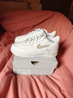 Nike Air Force 1 (maat 37,5 en 38), Ophalen of Verzenden, Nieuw, Wit, Sneakers of Gympen