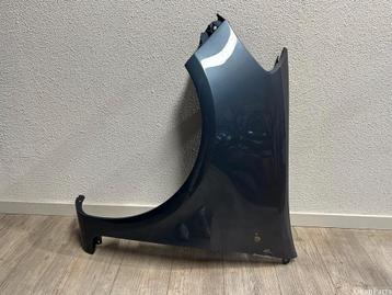 Renault Clio III linker zijscherm links 8200256117 beschikbaar voor biedingen