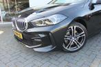 BMW 1-serie 118i High Executive / M pakket/ 18 inch/ NL-auto, 65 €/maand, 136 pk, Gebruikt, Zwart