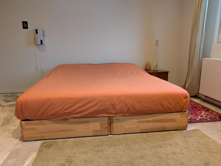 Houten bedframe Ikea Espevar 180 x 200, Huis en Inrichting, Slaapkamer | Bedden, Gebruikt, Tweepersoons, 180 cm, Hout, Ophalen