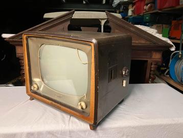 Antieke televisie Schaub Lorenz Telespiegel 843 beschikbaar voor biedingen
