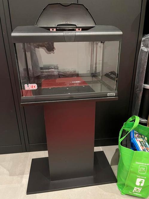 Hydor aquarium + BETERE filter twv €40 + extra spullen, Dieren en Toebehoren, Vissen | Aquaria en Toebehoren, Zo goed als nieuw