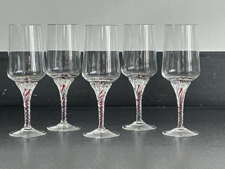 5 Belfor Exquisite Kristallen Wijnglazen met rode sliert, Antiek en Kunst, Antiek | Glas en Kristal, Ophalen of Verzenden