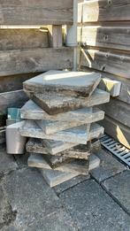 10 betontegels 30x30 bevlekt evt. als fundatie te gebruiken, Ophalen, Tuin, Gebruikt, Minder dan 30 cm