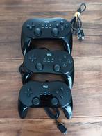 Nintendo Wii Pro Classic Controllers, 1 speler, Ophalen of Verzenden, Zo goed als nieuw, Vanaf 3 jaar