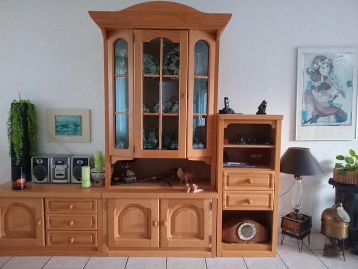 Mooie wandkast  / bergmeubel, Huis en Inrichting, Kasten | Wandmeubels, Gebruikt, 200 cm of meer, 25 tot 50 cm, Ophalen