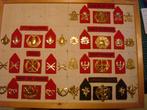 militaire baret ,schouder en kraag emblemen, Ophalen, Overige soorten, Nederland, Embleem of Badge