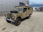 Land Rover series 2a 109 ambulance  1972, benzine!, Auto's, Land Rover, Zwart, 4 cilinders, Bedrijf, Handgeschakeld