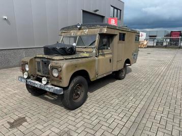 Land Rover series 2a  109 ambulance , benzine! beschikbaar voor biedingen