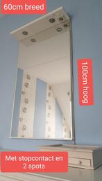 Spiegel met ingebouwd verlichting en stopcontact. Ophalen in, 100 tot 150 cm, Rechthoekig, Zo goed als nieuw, 50 tot 75 cm