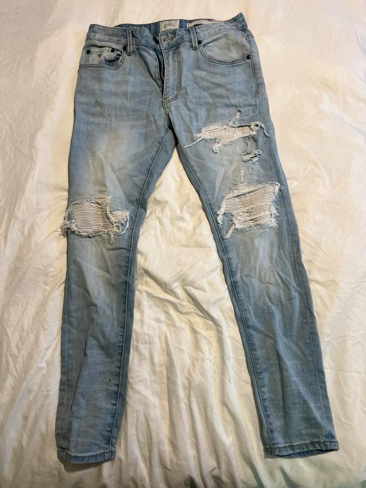 Spijkerbroeken man Amicci Jeans Maat 32 - Set van 4 2x Amici, Kleding | Heren, Spijkerbroeken en Jeans, Gedragen, W32 (confectie 46) of kleiner