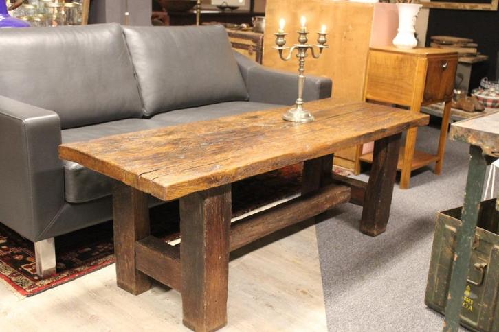 Brocante - Schitterende stoere sidetable!, Huis en Inrichting, Tafels | Sidetables, Gebruikt, Rechthoekig, Eikenhout, Ophalen