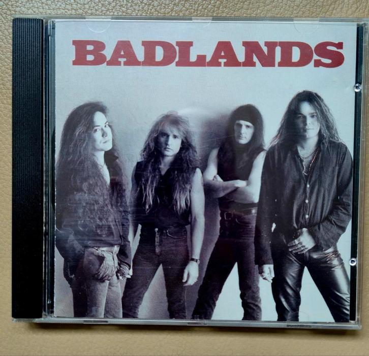 Badlands zeldzaam met bonustrack, Cd's en Dvd's, Cd's | Hardrock en Metal, Zo goed als nieuw, Ophalen of Verzenden