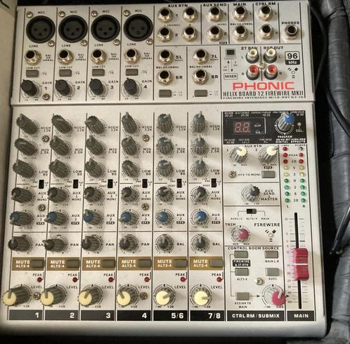 Phonic 12 kanaals mixer, Muziek en Instrumenten, Mengpanelen, Zo goed als nieuw, 10 tot 20 kanalen, Microfooningang, Ophalen of Verzenden