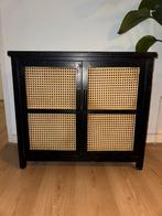 Rotan kastje zwart/bruin, Ophalen, Met plank(en), Minder dan 50 cm, Gebruikt