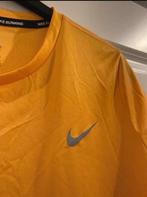 Nike sportshirt oranje maat M, Kleding | Dames, Sportkleding, Maat 38/40 (M), Nieuw, Oranje, Ophalen of Verzenden