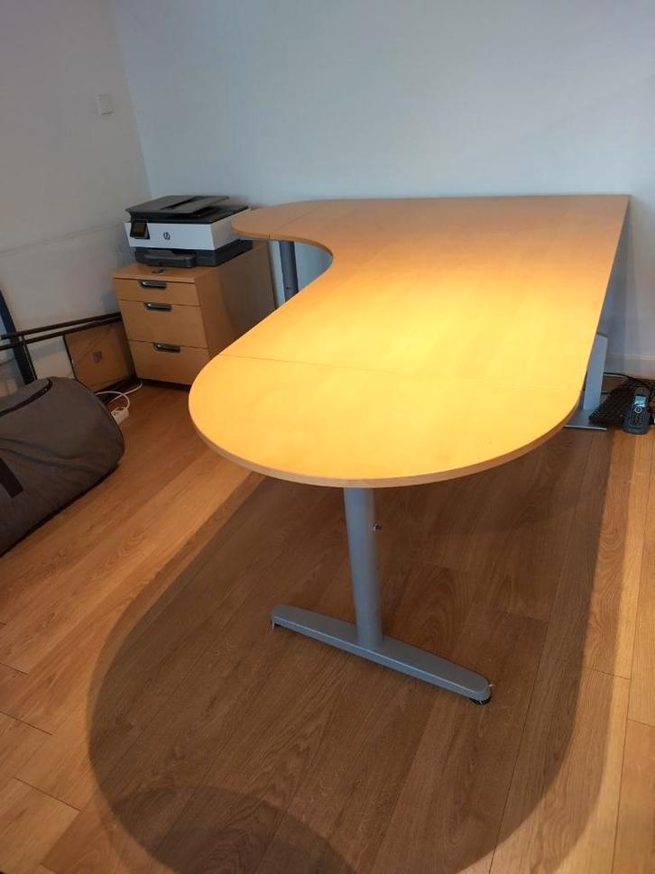 Ikea Galant Hoekbureau 150x200cm, Huis en Inrichting, Bureaus, Zo goed als nieuw, Ophalen