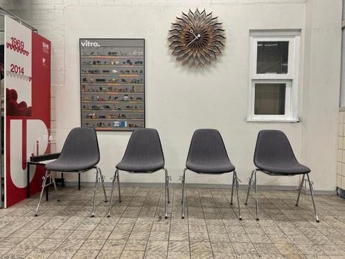 Vitra | Eames | DSS | 8x | Hopsak Grijs, Huis en Inrichting, Stoelen, Zo goed als nieuw, Vijf, Zes of meer stoelen, Kunststof