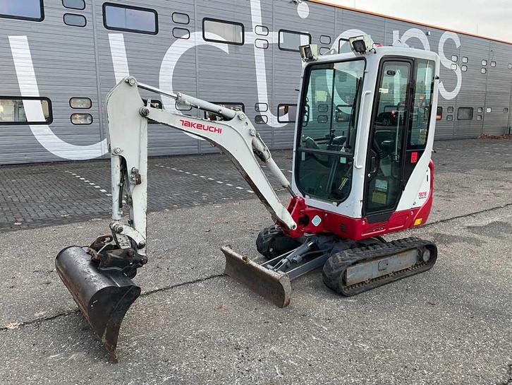 2020 Takeuchi TB216 Minigraafmachine, Zakelijke goederen, Machines en Bouw | Kranen en Graafmachines, Graafmachine