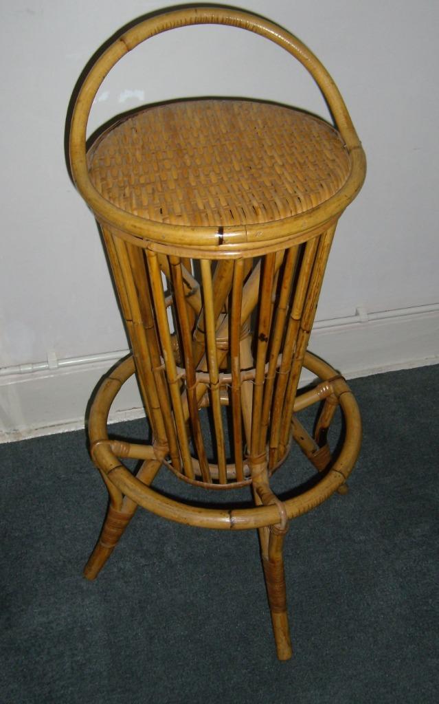 Zeldzame design rotan kruk/ Rare Italian Ratan Stool 1960s, Antiek en Kunst, Kunst | Designobjecten, Ophalen