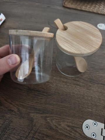 Bakjes beschikbaar voor biedingen