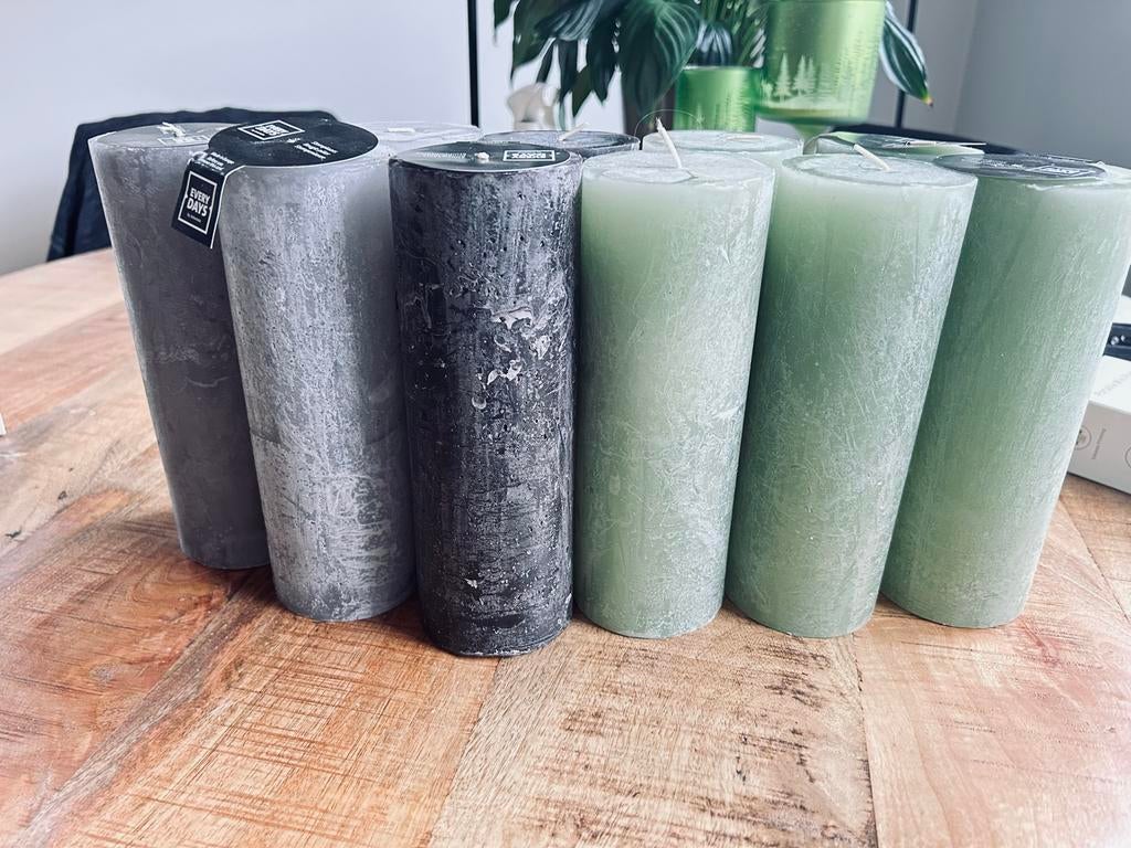 Grote Kaarsen Set: Groen, Zwart & Taupe Grijs, Huis en Inrichting, Stoffering | Vloerbedekking, Ophalen, Nieuw, Minder dan 10 m²
