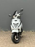 Piaggio Zip 4t 2016 BLACK WHITE FULL ALPHA SP!, Maximaal 45 km/u, Zip, Ophalen of Verzenden, Zo goed als nieuw