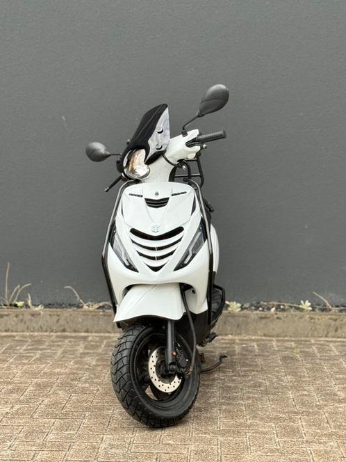 Piaggio Zip 4t 2016 BLACK WHITE FULL ALPHA SP!, Fietsen en Brommers, Scooters | Piaggio, Zo goed als nieuw, Zip, Maximaal 45 km/u