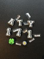 8 Crocs Jibbitz Charms, Ophalen, Zo goed als nieuw, Overige onderwerpen, Speldje of Pin