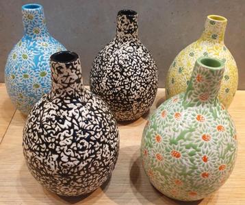 5 Des Pots vaasjes Gloriosa ZGN  beschikbaar voor biedingen